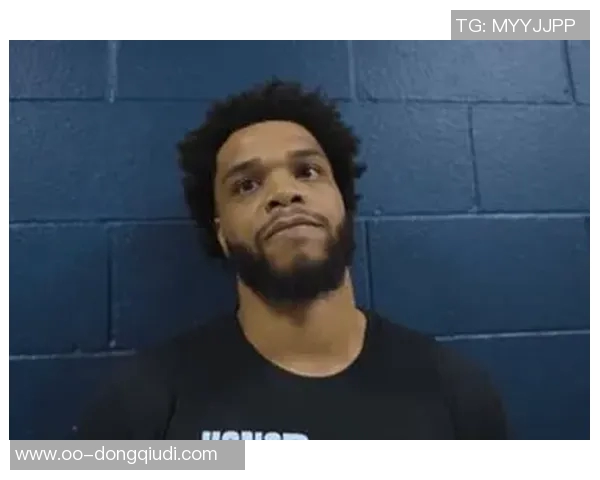 活力四射的迈尔斯布里奇斯半场表现出色贡献12分8板正负值高达9 活力四射的迈尔斯布里奇斯半场表现出色贡献12分8板正负值高达9